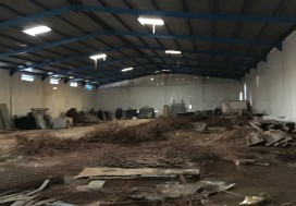 A VENDRE LOCAL 6000 M2/2HA ZAGH NORD