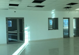 A LOUER LOCAL THS 1300 M2 CHARGUIA