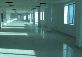 A LOUER LOCAL THS 1300 M2 CHARGUIA