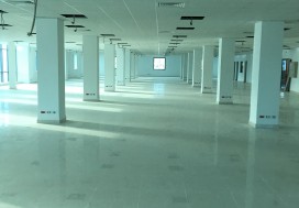 A LOUER LOCAL THS 1300 M2 CHARGUIA
