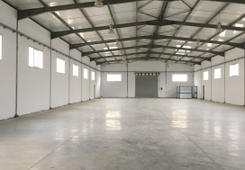 A LOUER LOCAL 1220/1800 M2 SOUKRA