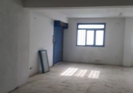 A LOUER LOCAL 2300 M2 CHARGUIA