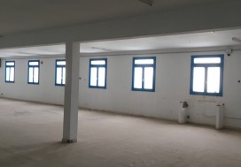 A LOUER LOCAL 2300 M2 CHARGUIA