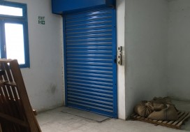 A LOUER LOCAL 2300 M2 CHARGUIA