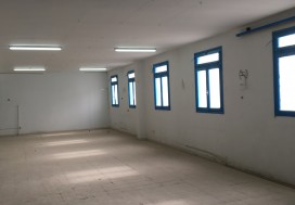 A LOUER LOCAL 2300 M2 CHARGUIA