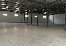 A LOUERLOCAL 2200 M2 TUNIS NORD