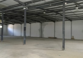 A LOUERLOCAL 2200 M2 TUNIS NORD