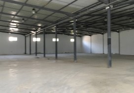 A LOUERLOCAL 2200 M2 TUNIS NORD