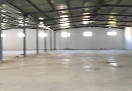 A LOUERLOCAL 2200 M2 TUNIS NORD