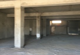A LOUER LOCAL COMERCIAL 720 M2 TUN OUEST