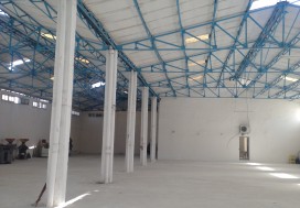 A LOUER SH ROOM B AROUS GP1 1100 M2