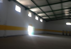 A LOUER DEPOT ET COM TUN SUD 950 M2