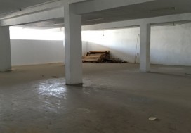 A LOUER LOCAL 1355 M2 CHARGUIA