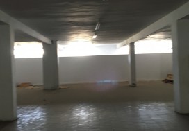 A LOUER LOCAL 1355 M2 CHARGUIA