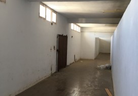 A LOUER LOCAL 1355 M2 CHARGUIA