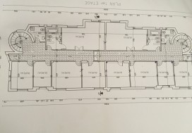 A LOUER PLATEAU 12 BUR MUTVIL 400 M2