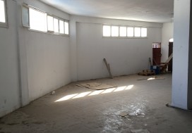 A LOUER LOCAL 1355 M2 CHARGUIA