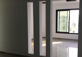 A L ESPACE BUREAUX 1600 M2 DIV LAC 2