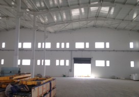 A LOUER  DEPOT A MGHIRA 2700 M2