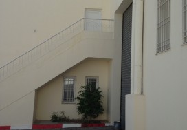 A LOUER  DEPOT A MGHIRA 2700 M2