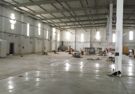 A VENDRE LOCAL 3900 M2 CHARP TUN SUD