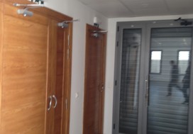 A LOUER IMM LAC 1384 M2 3 NIV ET SS