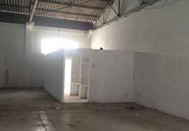 A LOUER DEPOT CHARPENTE 2000 M2