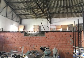 A VENDRE LOCAL 1500/2100 M2 MEGRINE