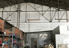 A VENDRE LOCAL 1500/2100 M2 MEGRINE