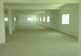 A LOUER IMMEUBLE 2100 M2 LAC SUR 3 NIV