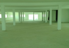 A LOUER IMMEUBLE 2100 M2 LAC SUR 3 NIV