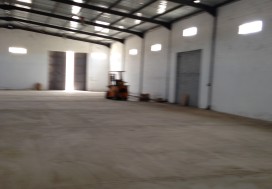 A LOUER LOCAL INDUSTR 2700 M2 TUN OUEST