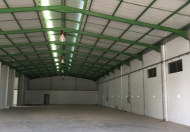 A L  LOCAL 3200 EXT A 10000 M2 TUN OUEST