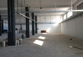 A VENDRE LOCAL NEUF 4280 M2 CHOUTRANA