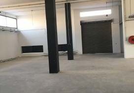 A VENDRE LOCAL NEUF 4280 M2 CHOUTRANA