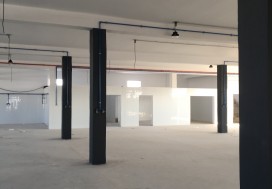 A VENDRE LOCAL NEUF 4280 M2 CHOUTRANA