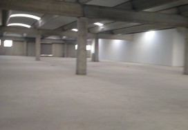 A LOUER DEPOT 1900 M2 RTE MARSA