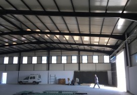 A LOUER LOCAL NEUF 2280 M2 TUN OUEST