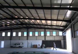 A LOUER LOCAL NEUF 2280 M2 TUN OUEST
