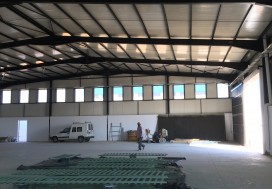 A LOUER LOCAL NEUF 2280 M2 TUN OUEST