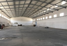 AV LOCAL 2250/5000 M2 TUNIS OUEST