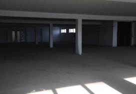 A LOUER IMMEUBLE 2000 M2 MEGRINE