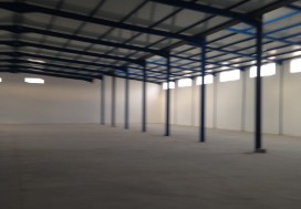 A LOUER LOCAL A MGHIRA 2740 M2