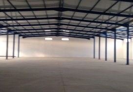 A LOUER LOCAL A MGHIRA 2740 M2