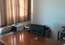 A VENDRE LOCAL 1480 M2 TUN NORD