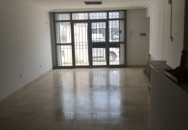 A L SH ROOM MAGASIN 400 M2 BEN AROUS