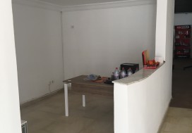 A L SH ROOM MAGASIN 400 M2 BEN AROUS