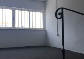 A L SH ROOM MAGASIN 400 M2 BEN AROUS