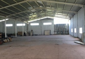 A LOUER DEPOT TRAVAUX 1728 M2 NAASSEN