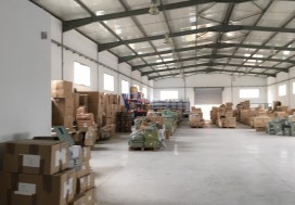 A LOUER LOCAL 1300 M2 TUNIS NORD